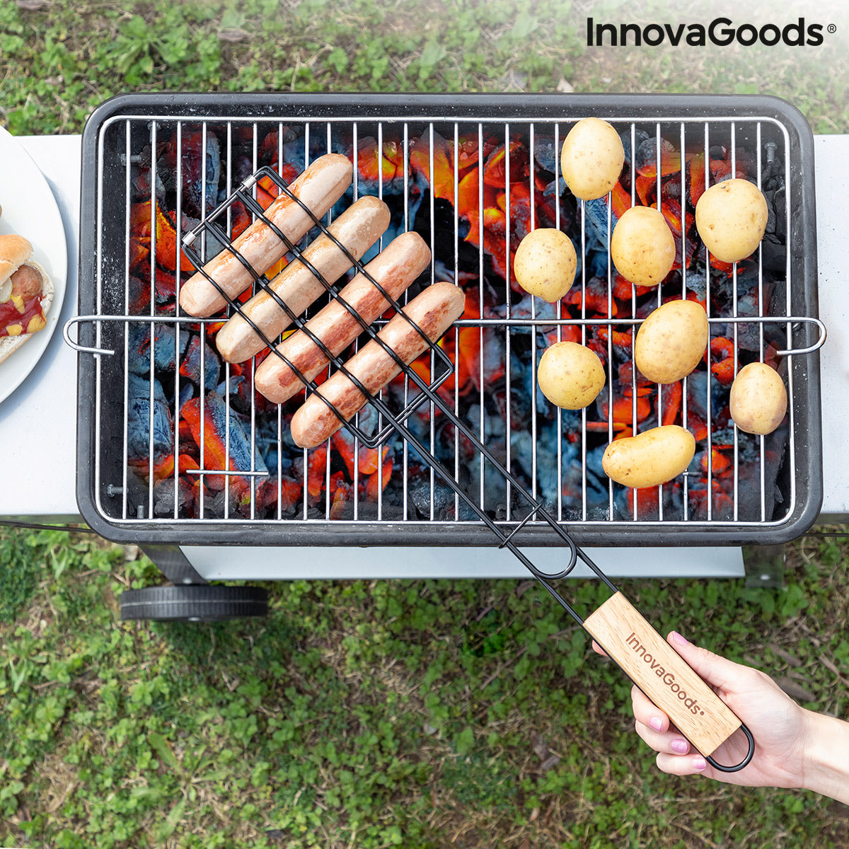 Grillzange für Würstchen Sosket InnovaGoods
