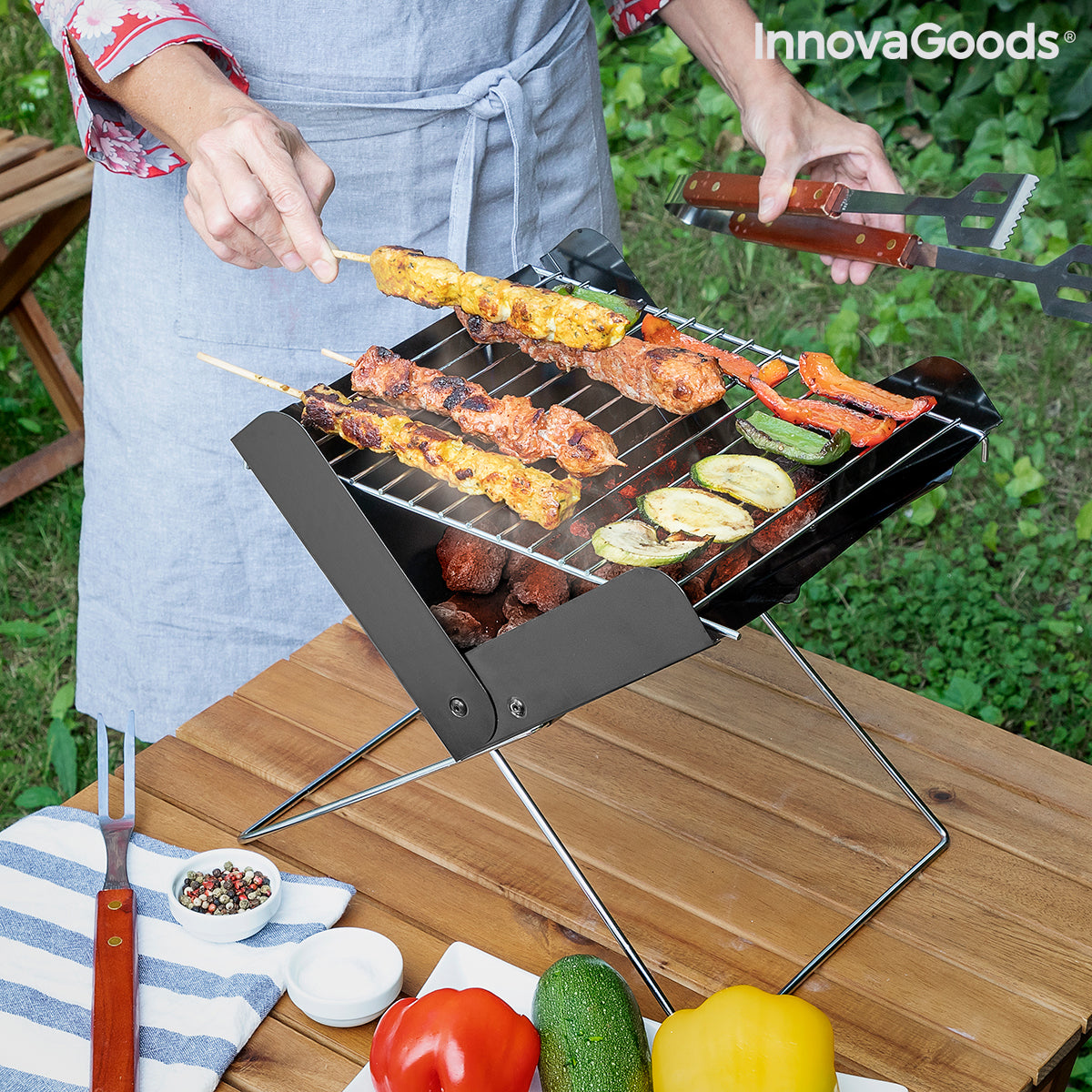 Mini-Klapptisch-Holzkohlegrill Foldecue InnovaGoods