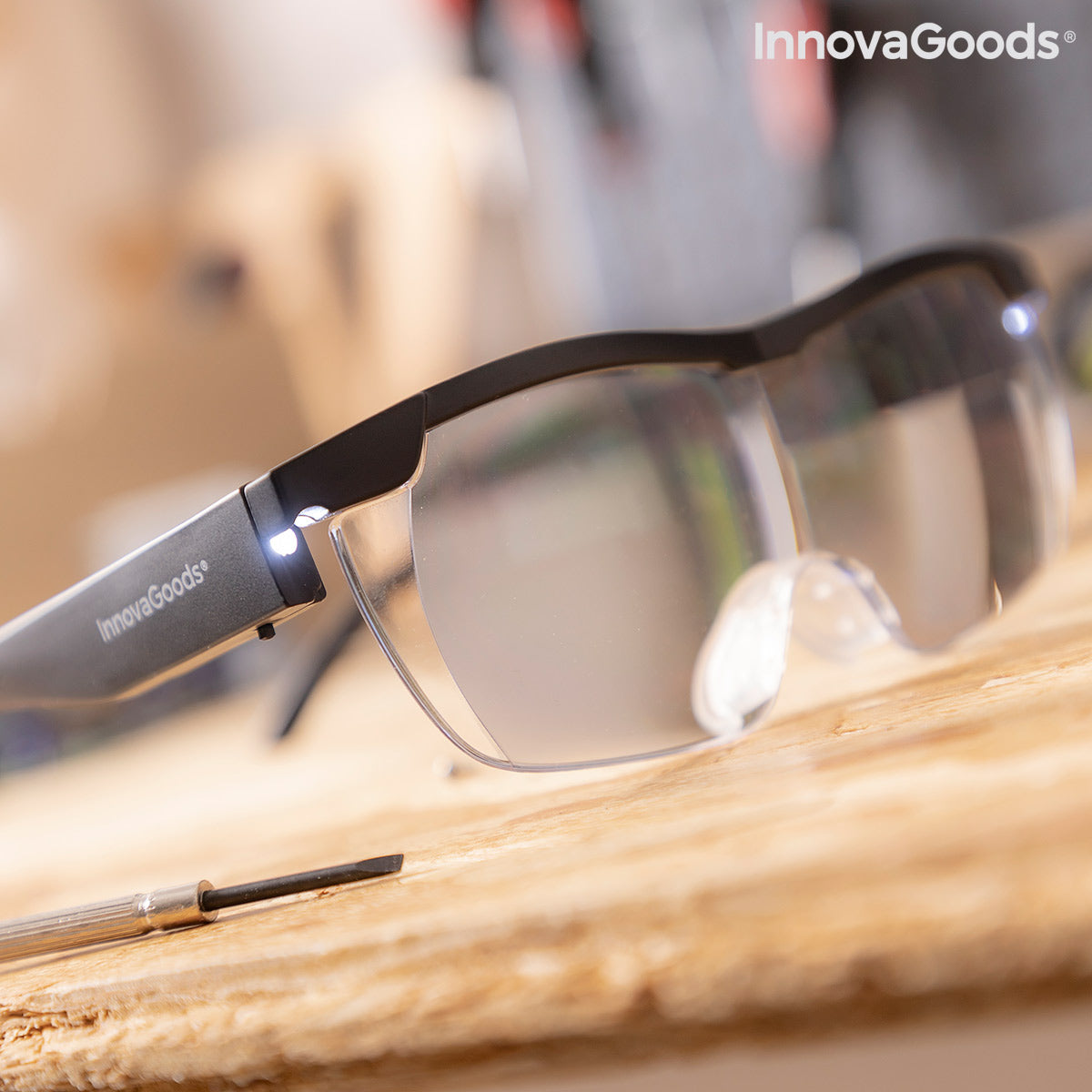 Vergrößerungsbrille mit LED Glassoint InnovaGoods