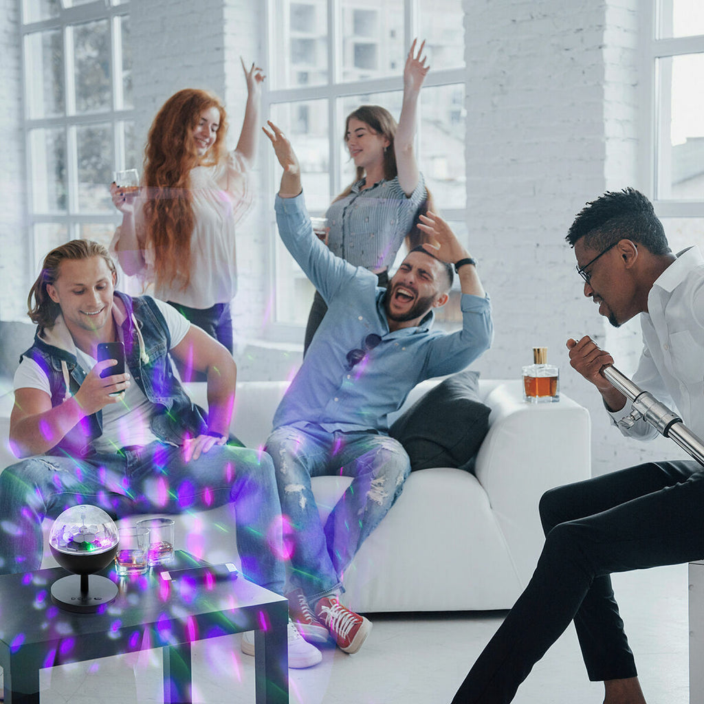 InnovaGoods Istarlyt Akku-LED-Discoprojektor mit Bluetooth-Lautsprecher