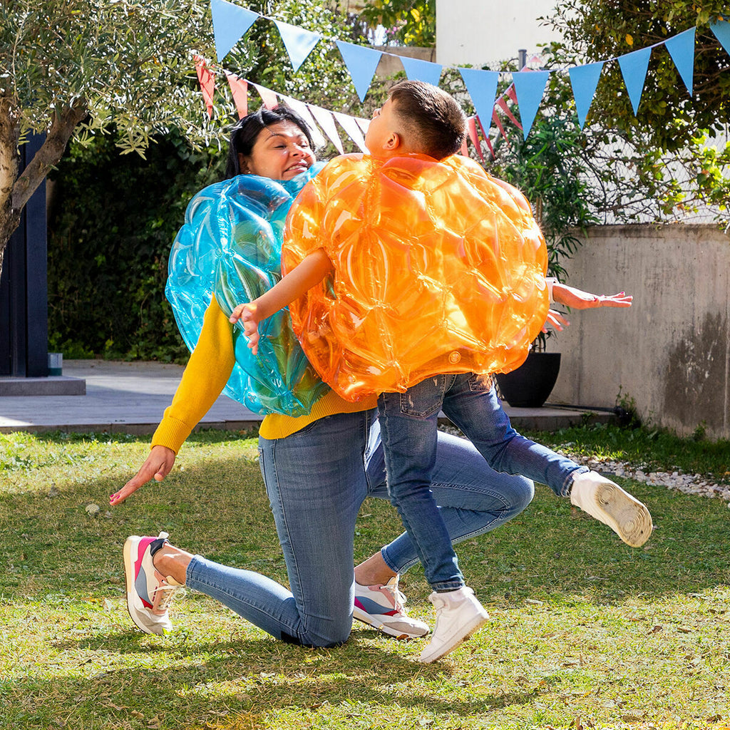 InnovaGoods Outdoor-Spielset – 2 Bumperbälle und 360°-Wassersprinkler