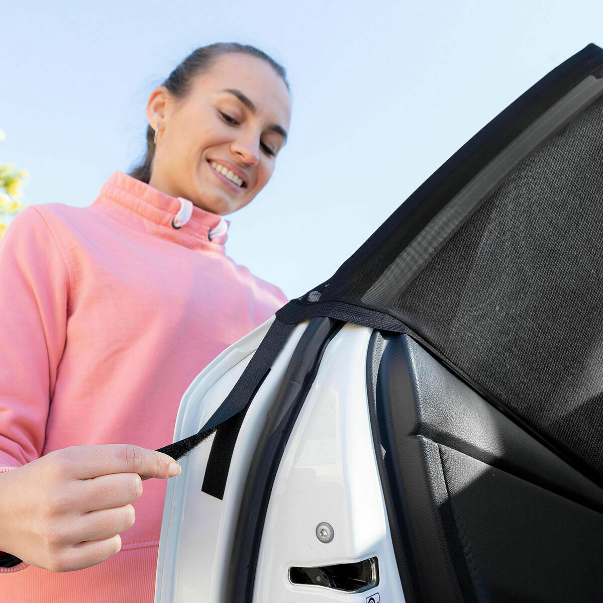 InnovaGoods Netz-Sonnenschutz fürs Auto – 4er-Set, Schwarz