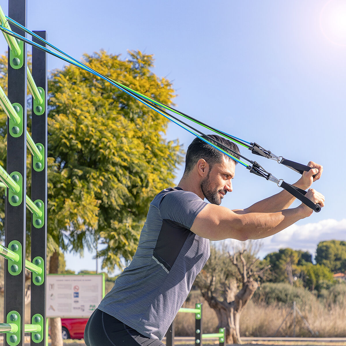 InnovaGoods Plawer Bauchtrainer mit Tribainer-Widerstandsbändern – Paket