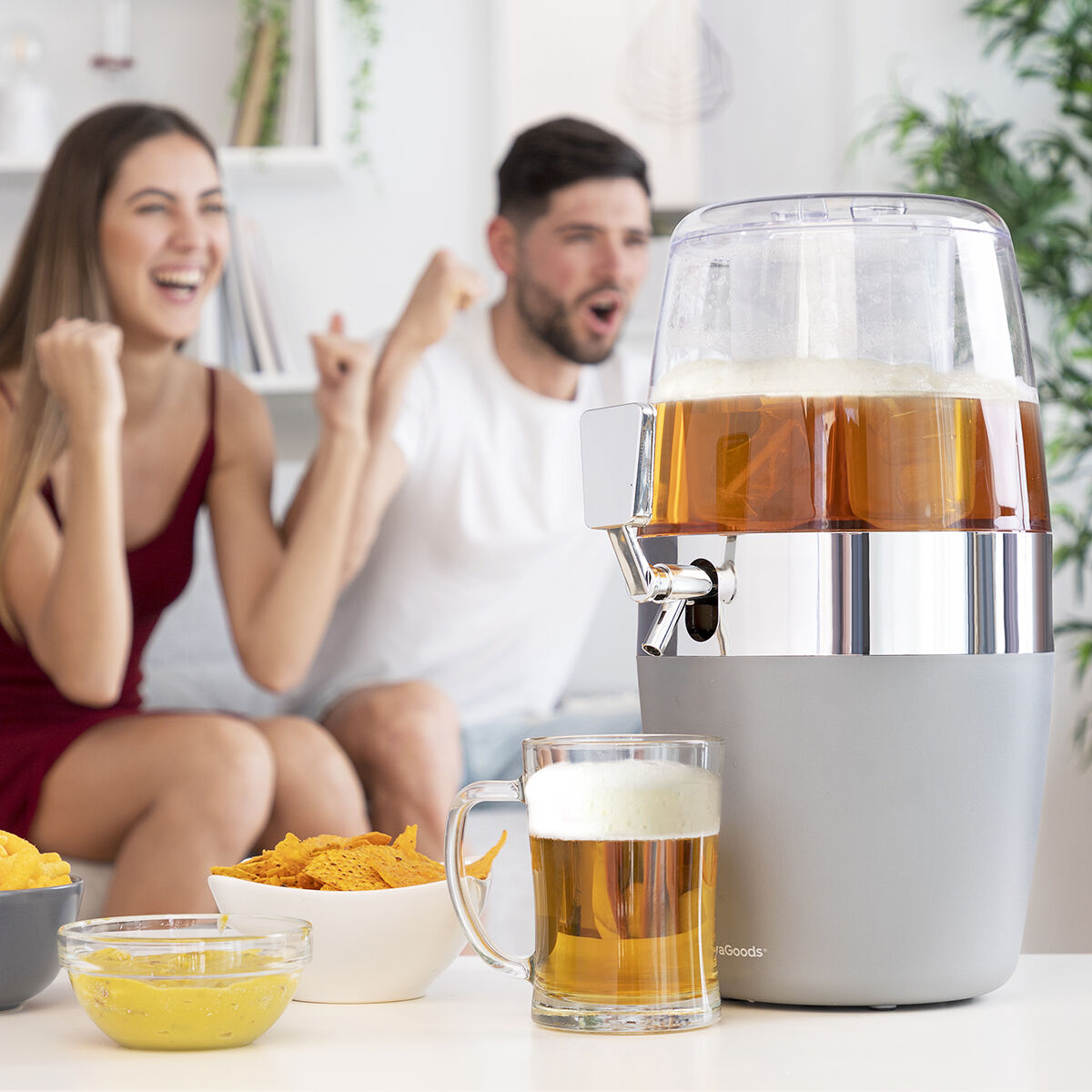InnovaGoods Freer Getränkespender 4 L mit 2 Sunfold-Sonnenbrillen Spain Rot