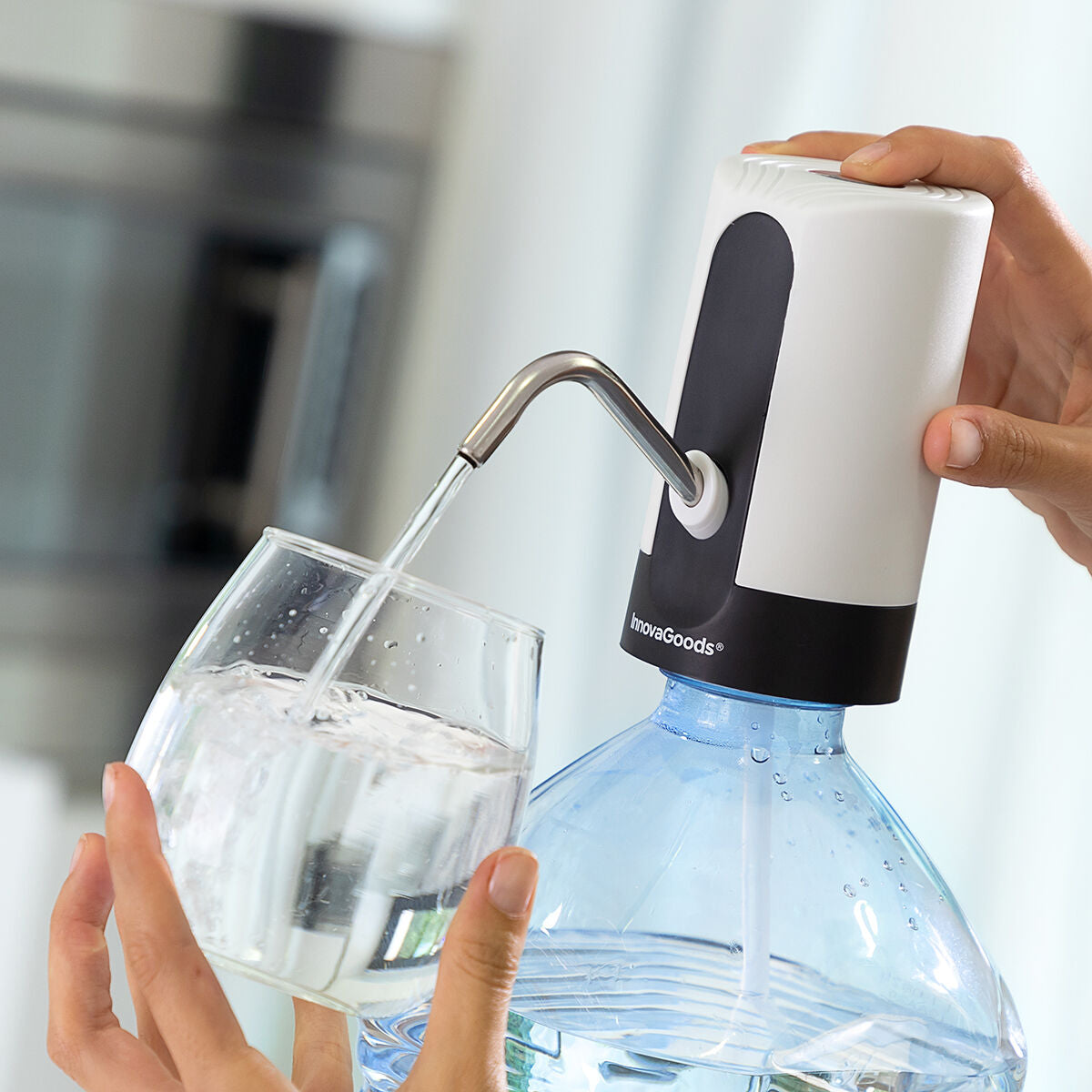 InnovaGoods Automatischer Akku-Wasserspender für 5-, 8- und 20-L-Behälter