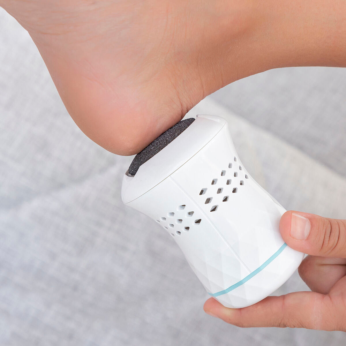 Wiederaufladbare Pediküre-Feile mit integriertem Vakuum Sofeem InnovaGoods