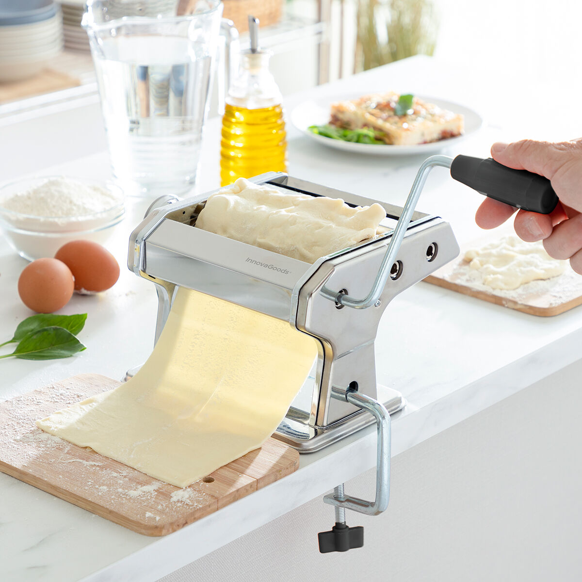 Nudelmaschine für frische Pasta mit Rezepten Frashta InnovaGoods Silber
