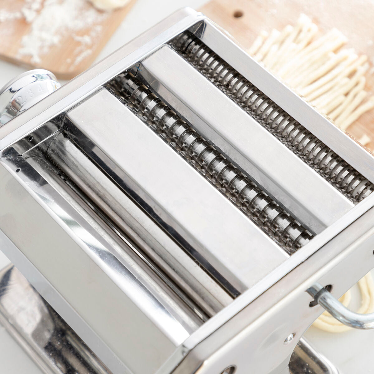 Nudelmaschine für frische Pasta mit Rezepten Frashta InnovaGoods Silber