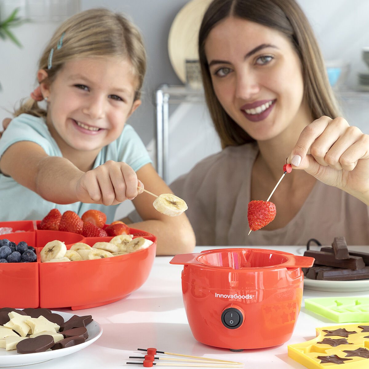 2-in-1 Gummibärchen- & Schokoladenfondue-Maschine Yupot InnovaGoods 40 W