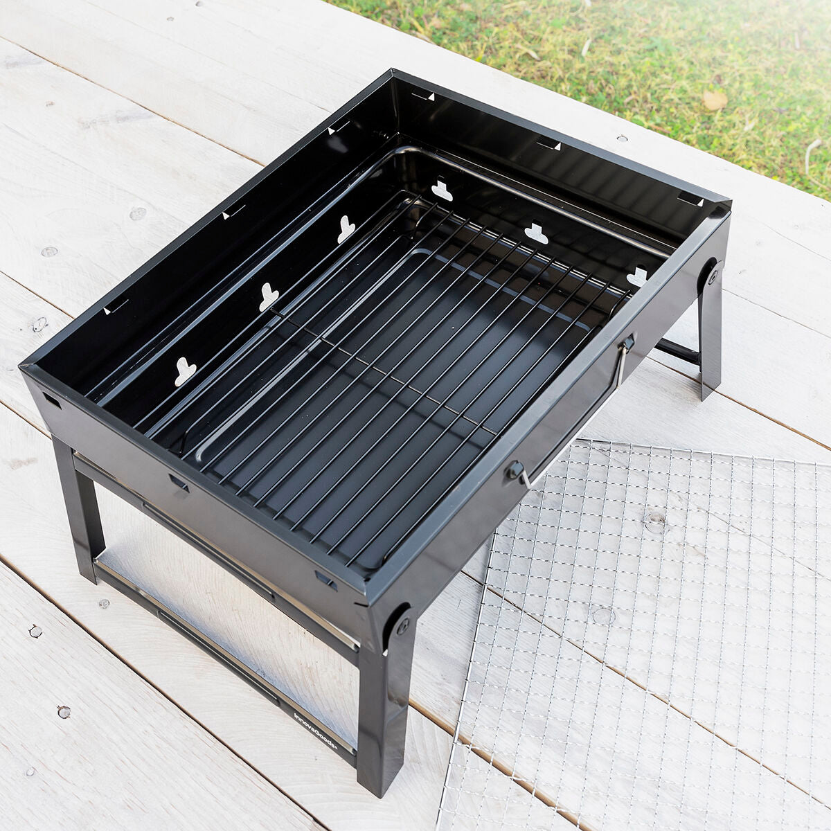 InnovaGoods BearBQ Klappbarer Holzkohlegrill für 2 Personen
