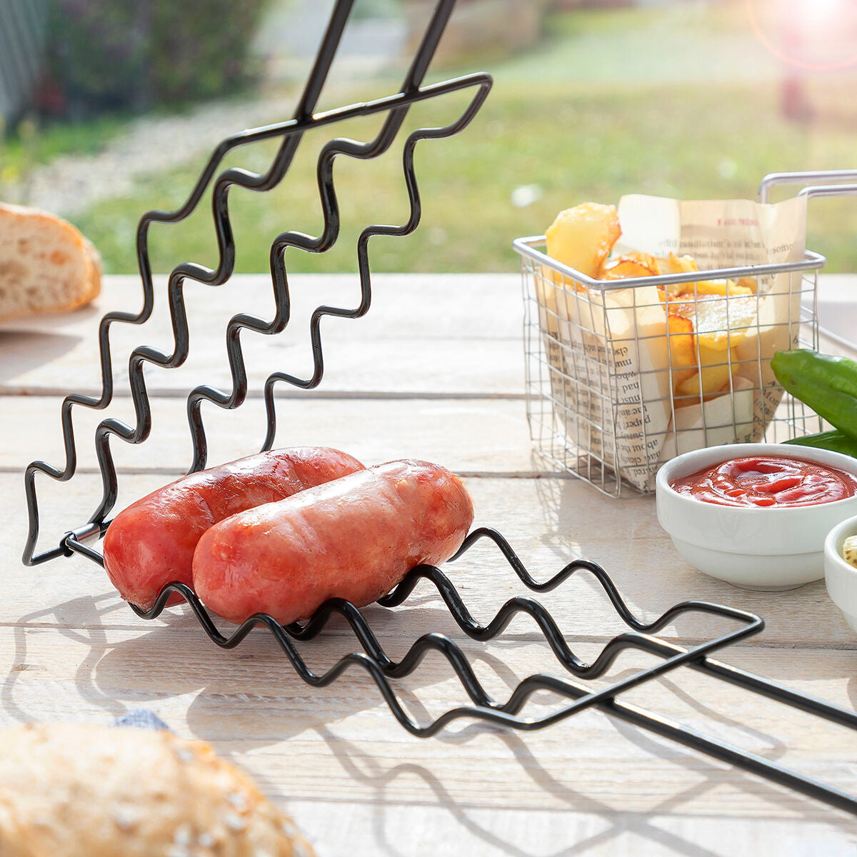 Grillzange für Würstchen Sosket InnovaGoods