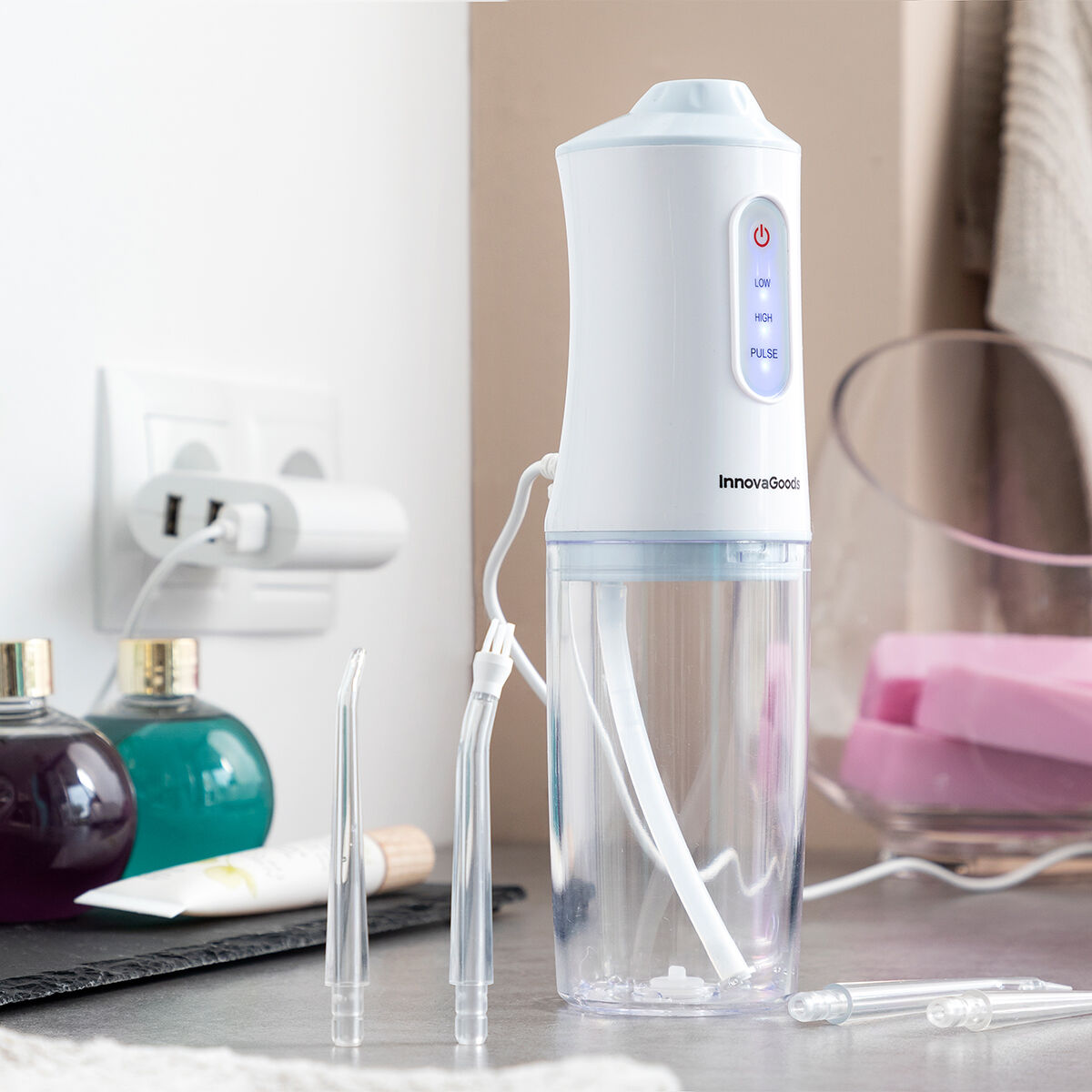 InnovaGoods Denter Munddusche elektrisch kabellos – 220 ml, IPX7, 3 Modi, 4 Aufsteckdüsen