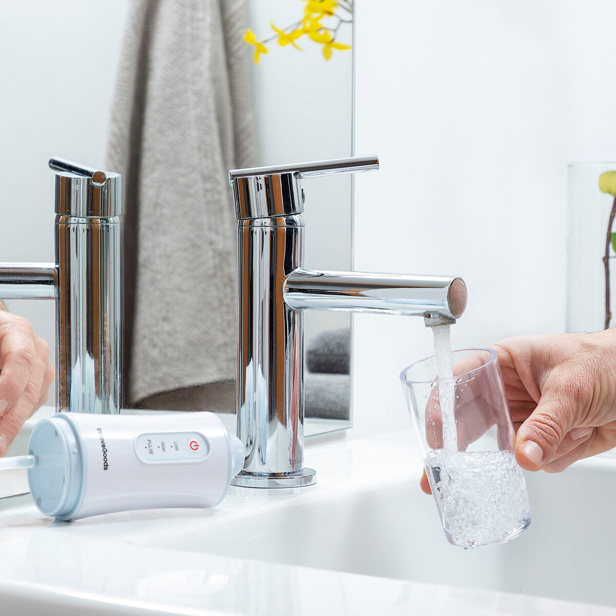 InnovaGoods Denter Munddusche elektrisch kabellos – 220 ml, IPX7, 3 Modi, 4 Aufsteckdüsen