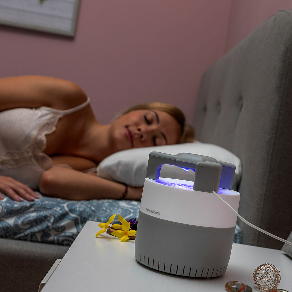 InnovaGoods KL Silen USB-Insektenfalle mit UV-Licht