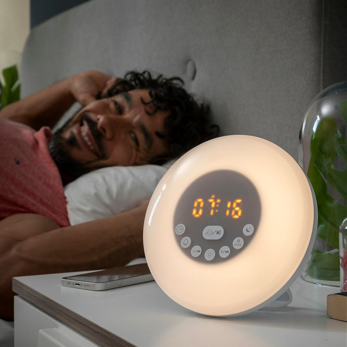 InnovaGoods Sunrilk Akku-Lichtwecker mit Radio und Bluetooth-Lautsprecher